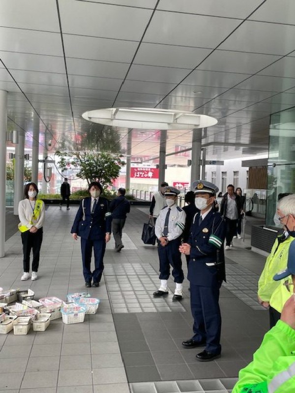 春の全国交通安全運動参加　＠JR茨木　スカイパレットサムネイル