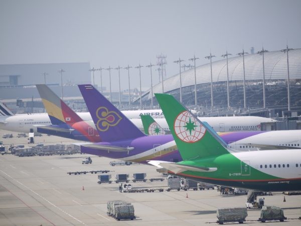 昨日の日曜日　＠関西国際空港　KIXサムネイル